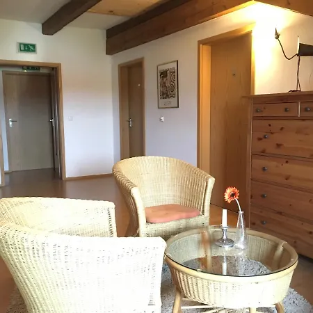 Hotel Alter Pfarrhof 2*