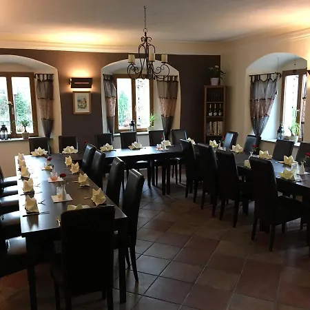 Alter Pfarrhof Hotel 2*